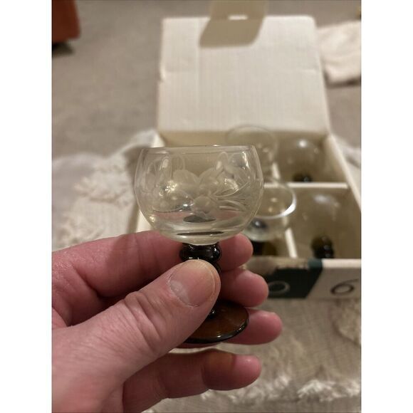 NIB Vintage Romer Austria Piccolo Etched Crystal Green Stem Cordial Glasses - Picture 2 of 4